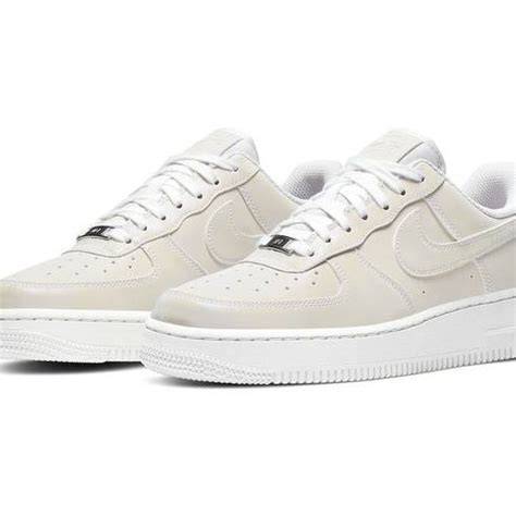 neue nike schuhe leuchten|Diese Nike Air Force 1 leuchten im Dunkeln .